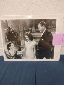 lot 60229 image: Masterpiece Editions 196 Shirley Temple