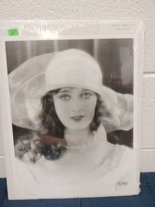 lot 60243 image: Masterpiece Editions 345 Dolores Costello