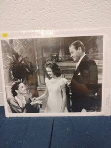 lot 60252 image: Masterpiece Editions 196 Shirley Temple