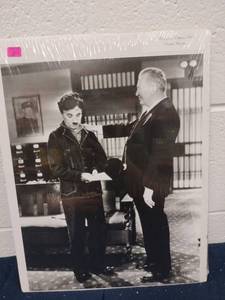 lot 60255 image: Masterpiece Editions 798 Charlie Chaplin