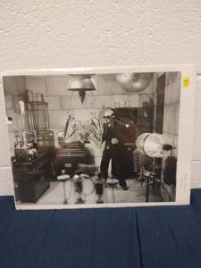 lot 60284 image: Masterpiece Editions 750 Bela Lugosi Devil Bat