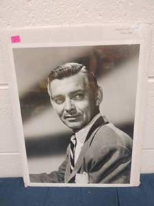 lot 60286 image: Masterpiece Editions 381 Clark Gable