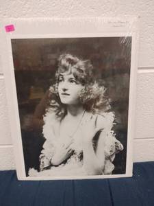 lot 60325 image: Masterpiece Editions 333 Annette Bade