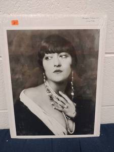 lot 60327 image: Masterpiece Editions 335 Jenny Dolly