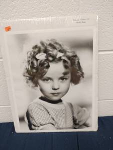 lot 60333 image: Masterpiece Editions 354 Shirley Temple