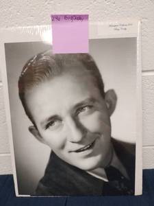 lot 60345 image: Masterpiece Editions 246 Bing Crosby
