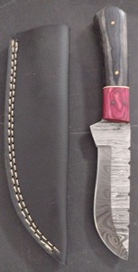 lot 29 image: Handcrafted Damascus Steel Full Tang Knife Blade with Sheath approx 8.5 inches Hunting Fishing