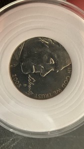 lot 68 image: 2005-D Jefferson Nickel Five Cents Coin Buffalo - BU Brilliant Uncirculated in protective case