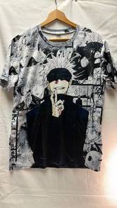 lot 31 image: Jujutsu Kaisen Anime Manga Print T-Shirt (Adult Medium)