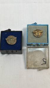 lot 38 image: Boeing 5 & 15 Year Service Award Pins in Original Cases