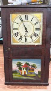 lot 105 image: Vintage antique 8 day clock