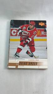 lot 122 image: NHL Hockey Trading Cards Collection (20 Cards)