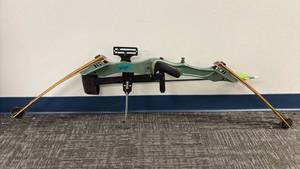 lot 30106 image: PSE Precision Shooting Equipment Compound Bow with Arrow - Retail $150