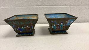 lot 30118 image: Pair of Decorative Metal Planters  Bowls with Multicolor Finish - Retail $75
