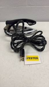 lot 30123 image: General Electric Steam Iron Model 22F35 - Retail $15