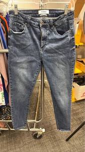 lot 60792 image: Pistola Size 29 Blue Denim Jeans - Retail $25