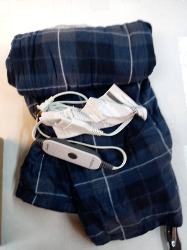 lot 26931 image: Sunbeam Royal Ultra Rodeen Blue Plaid Heated Personal Throw  Blanket, Cozy-Warm, Adjustable Heat Settings - Retail $25