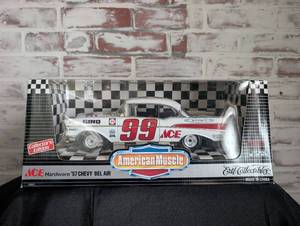 lot 504 image: 1957 Chevrolet Bel Air ACE Hardware Die Cast Model Car