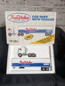 lot 805 image: ERTL True Value Hardware Semi Truck with Trailer Die-Cast Model