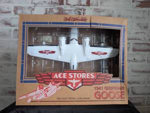lot 901 image: Ertl Collectibles 1941 Grumman Goose Ace Stores Die-Cast Metal Coin Bank