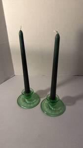lot 1430 image: Green Glass Candlestick Holders with Dark Green Candles