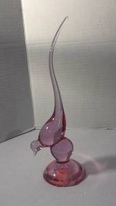 lot 1437 image: Viking Glass Epic Long Tail Bird figurine
