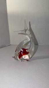 lot 1439 image: Murano glass fish