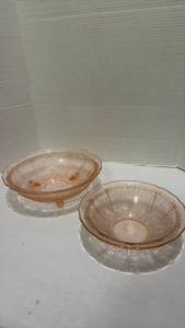 lot 1449 image: Vintage pink depression glass cherry blossom bowls