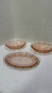 lot 1450 image: Vintage pink depression glass cherry blossom oval serving dishes