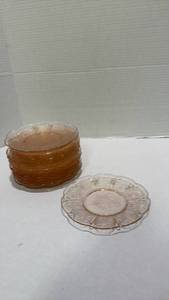 lot 1452 image: Vintage pink depression glass cherry blossom 6 in plates