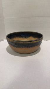 lot 1514 image: Signed pottery mixing bowl