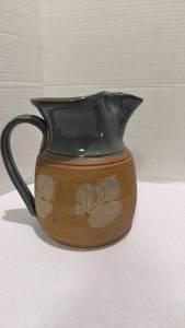 lot 1516 image: Signed pottery pitcher