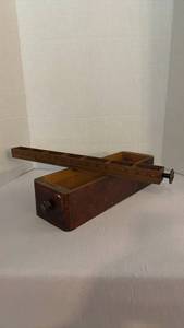 lot 1538 image: Vintage sewing drawer and more