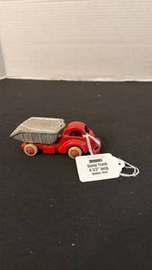 lot 1058 image: Hubley dump truck
