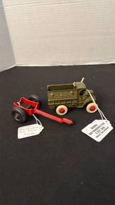 lot 1065 image: Hubley Bell telephone truck with pole trailer