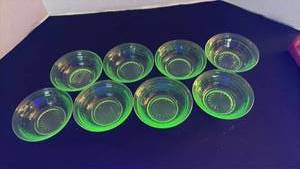 lot 1126 image: Anchor Hocking block optic uranium glass dessert bowls