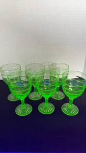 lot 1139 image: Block optic uranium glass water goblets (6)
