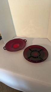 lot 1239 image: Vintage ruby glass platters