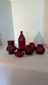 lot 1245 image: Vintage ruby glass