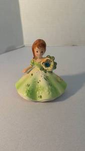 lot 1262 image: Josef Originals birthday girl 4 inch tall figurine May