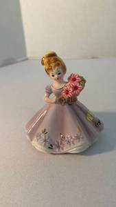 lot 1263 image: Josef Originals birthday girl 4 inch tall figurine July