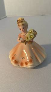 lot 1266 image: Josef Originals birthday girl 4 inch tall figurine November