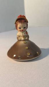 lot 1273 image: Josef Originals American Beauty mushroom birthday girl 3 inch tall figurine March