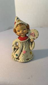 lot 1285 image: Josef Originals zodiac series wizard 6 inch figurine libra