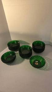 lot 1405 image: Anchor Hocking emerald bubble glass 6 in cereal bowls