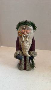 lot 1623 image: Handcrafted Santa Claus Figure with Evergreen Crown 8.5 inches tall