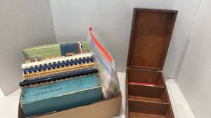 lot 1738 image: Cookbooks and recipes box