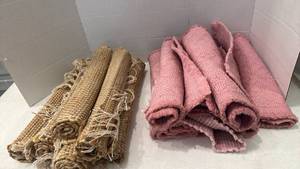 lot 1742 image: Placemats