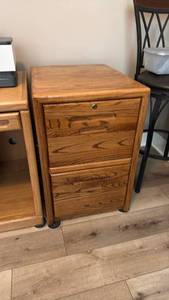 lot 1817 image: Oak 2 drawer filing cabinet 30 x 20 x 25 in
