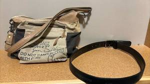 lot 1925 image: Handbag and belt